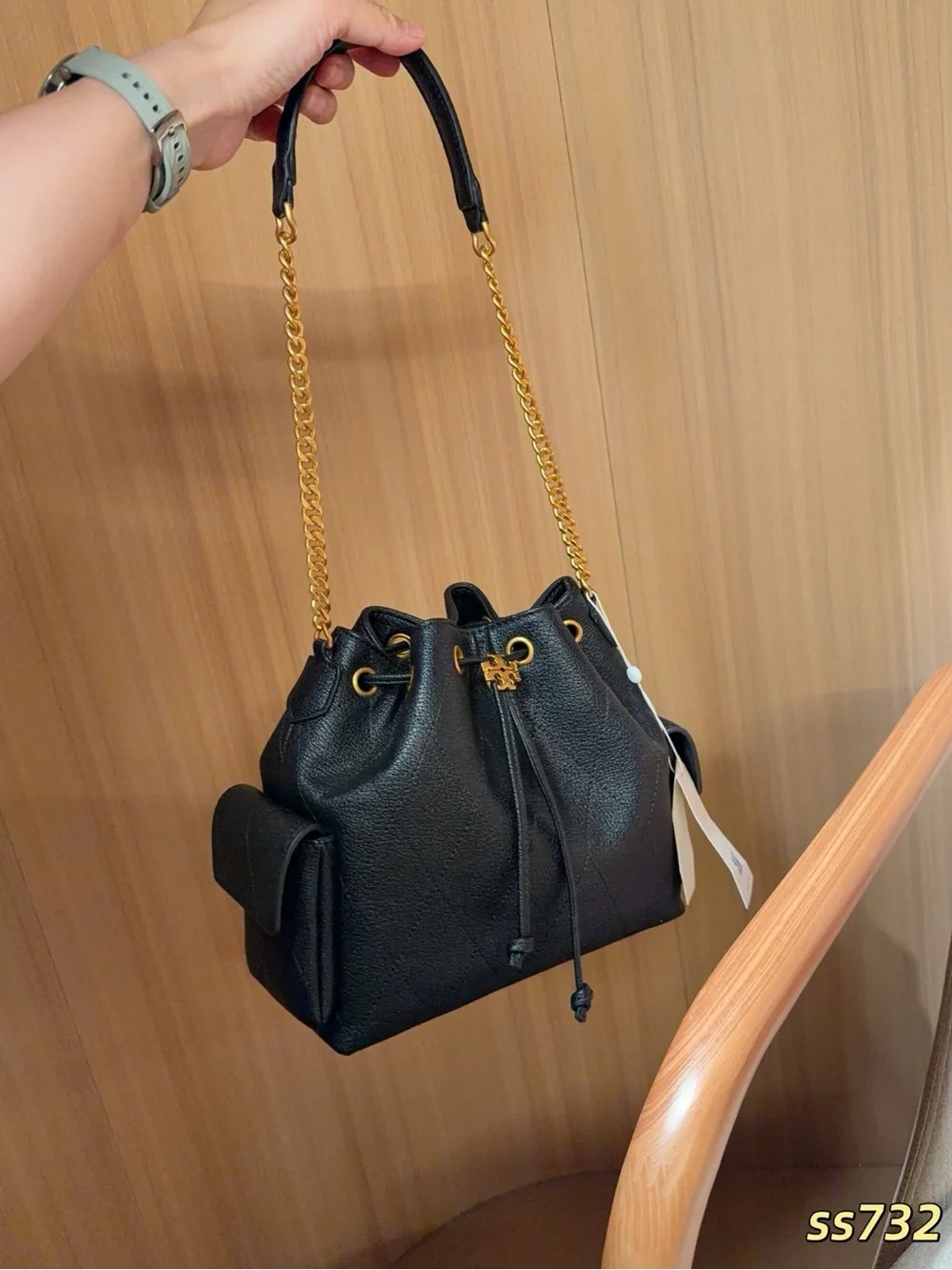 Tory Burch Black Pebbled Leather Drawstring Bucket Bag with Gold Chain
